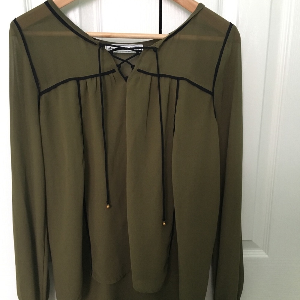 Abercrombie & Fitch olive green blouse